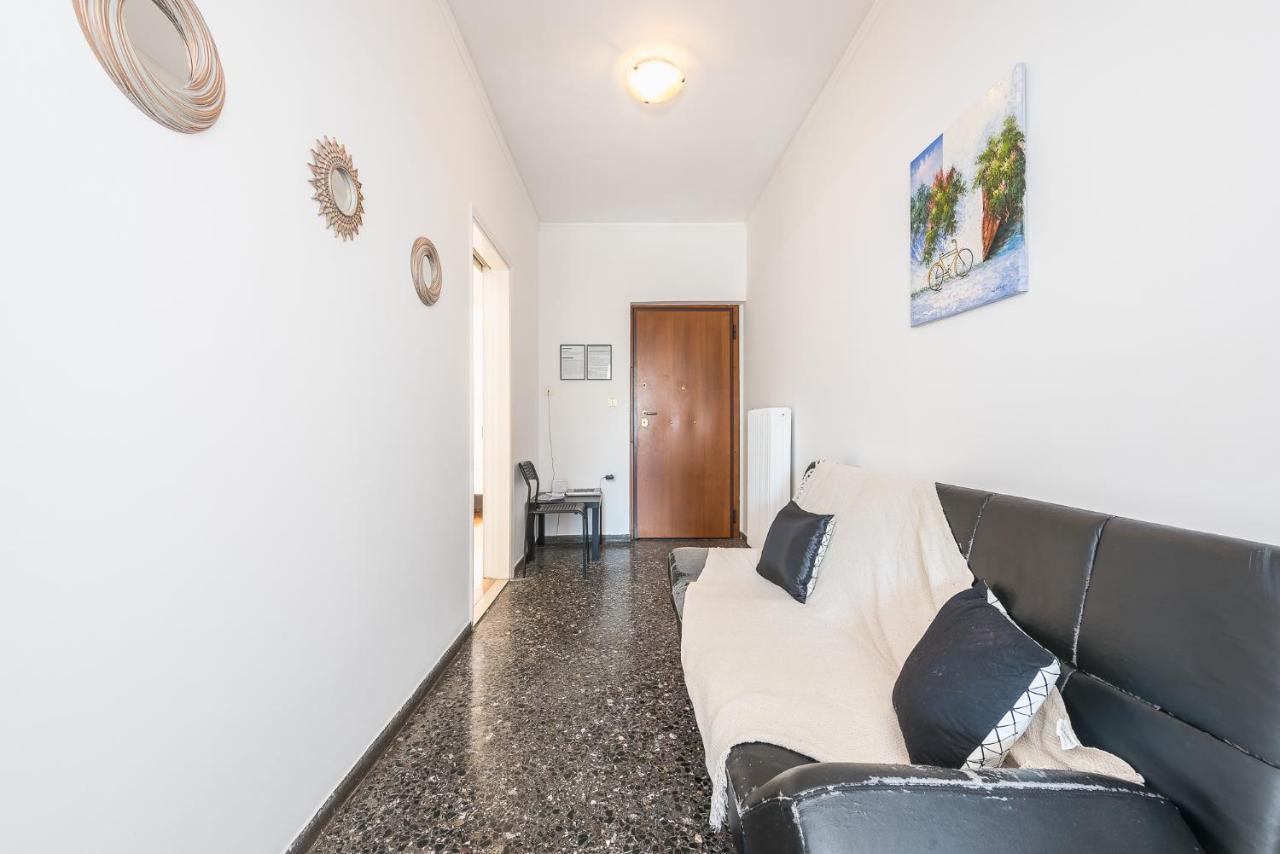 Sunsetia Apartment Athena Bagian luar foto
