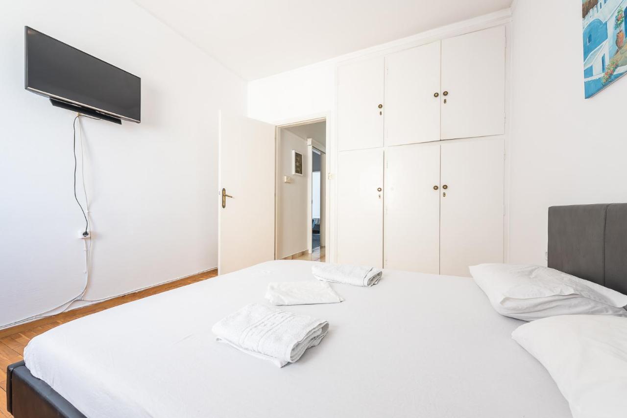 Sunsetia Apartment Athena Bagian luar foto